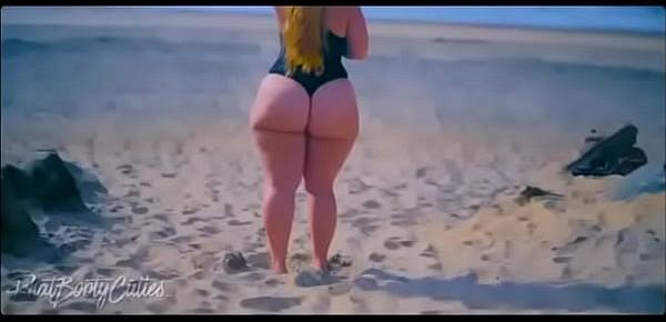  Fat booty model